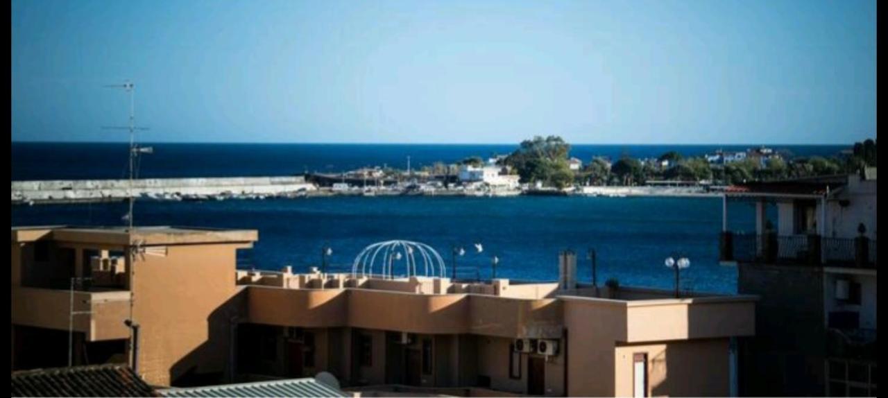 Sabrina'S House Lejlighed Giardini Naxos Eksteriør billede